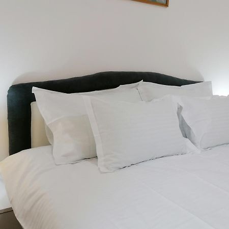 Apartman Mia Sremska Mitrovica Extérieur photo