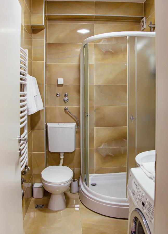 Apartman Mia Sremska Mitrovica Extérieur photo