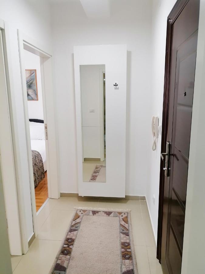 Apartman Mia Sremska Mitrovica Extérieur photo