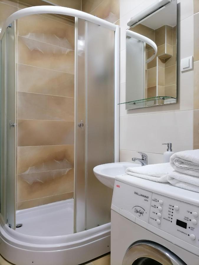 Apartman Mia Sremska Mitrovica Extérieur photo